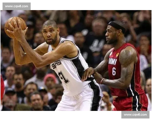 18 年前今日:马刺横扫骑士夺冠,邓肯对詹姆斯说出那句经典 “未来是你的” 18 年前今日:马刺横扫骑士夺冠,邓肯对詹姆斯说出那句经典 “未来是你的”